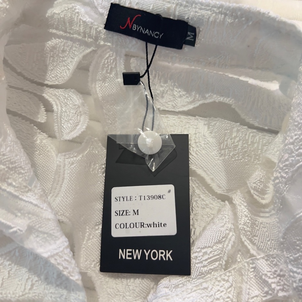 # A289 Nancy Romantic Feminine Resort Glamour White Dress NWT M - Picture 5 of 11